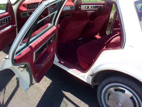 1995 Mercury Sable - Clean rear door jambs.