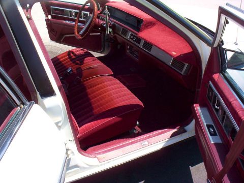 1995 Mercury Sable - Clean front interior.