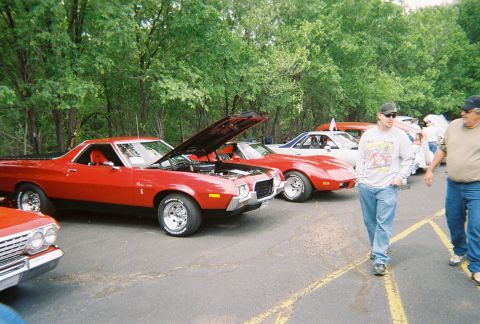 1972 Ford Ranchero - My truck with chevy bookends