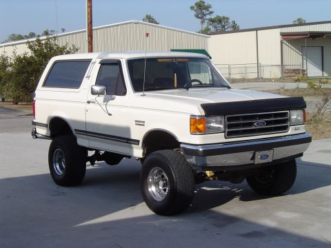 1989 Ford Bronco photo