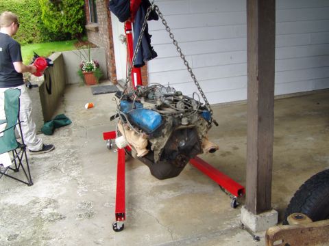 1985 Ford F-150 - Out comes the big block...