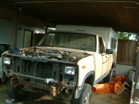 1985 Ford F-150 - here she is... almost finished... only a few things left to mount...