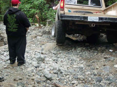 1985 Ford F-150 - goin' back down...