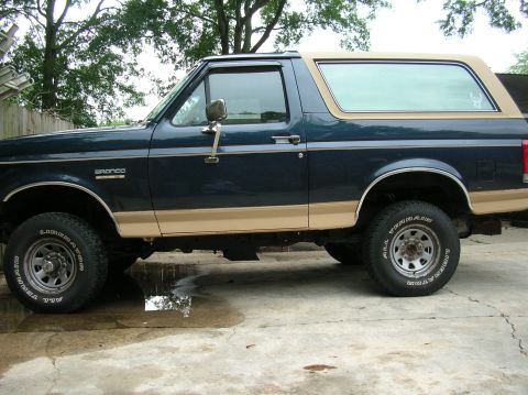 1990 Ford Bronco photo