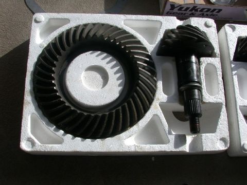 1994 Ford Bronco - Yukon Gear & Axle differential gears are shown in their packaging.
