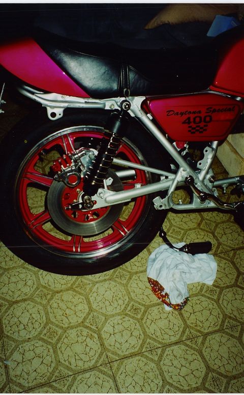 1979 Yamaha RD4Daytona Special “2 Stroke”