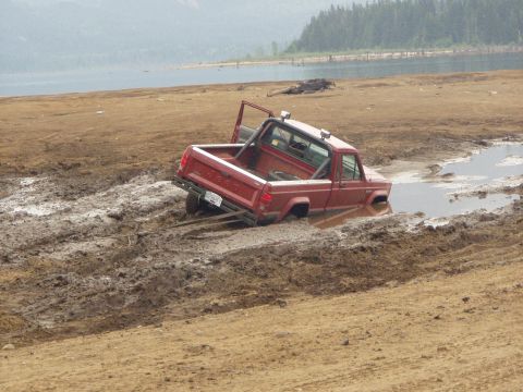 1985 Ford F-150 - Now it's the jeep's turn...