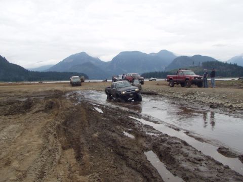 1985 Ford F-150 - gotta love those easy recoveries...