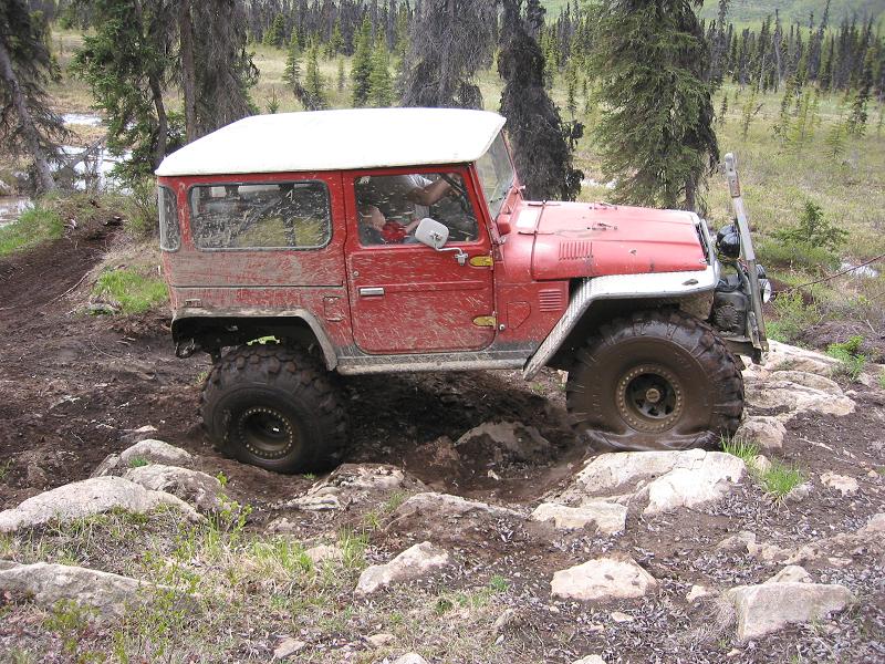Gabe's turn. He walks right over it with his 42's at 3.5 PSI. Check out that tire flex!