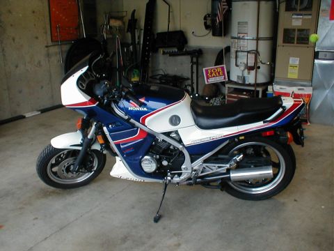 1984 Honda Interceptor “VF700F”