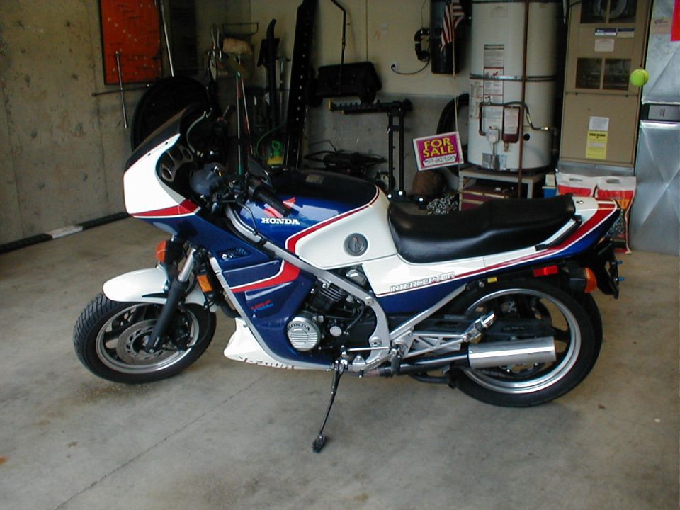 1984 Honda Interceptor “VF700F”
