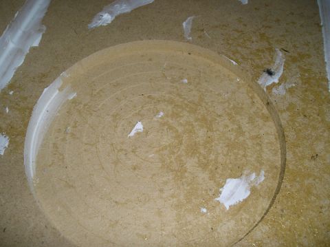 1999 Ford F-150 - cutout in the bottom of the box for magnet clearance