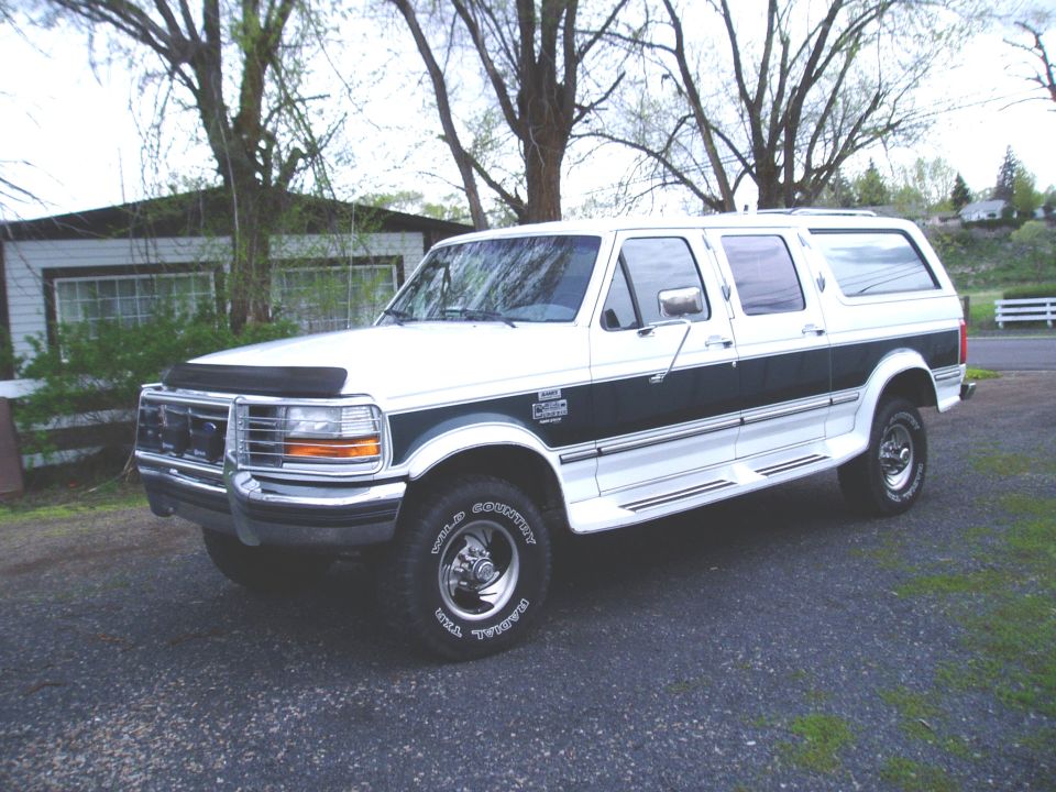 1993 Ford C-350 (Centurion Conversions) in 2005