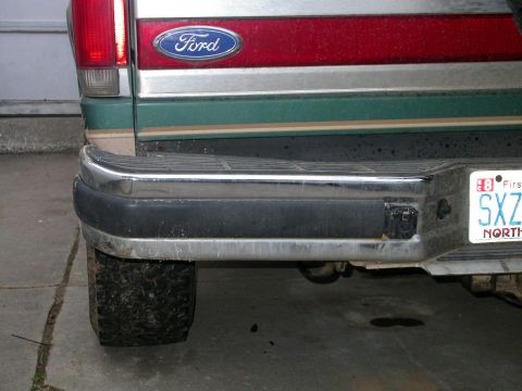 1990 Ford Bronco - Nice little bumper tweak, nothing a sledge hammer can't fix.