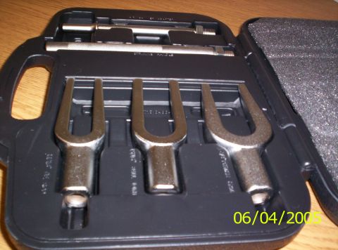 1994 Ford Probe - Opened up the case to see these