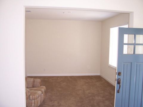 1998 Ford Ranger - larger room off entryway