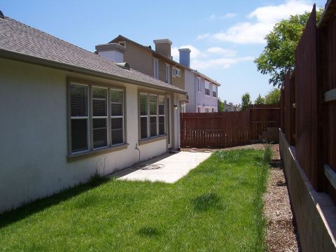 1998 Ford Ranger - backyard, taken from back right corner