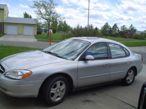 2001 Ford Taurus photo