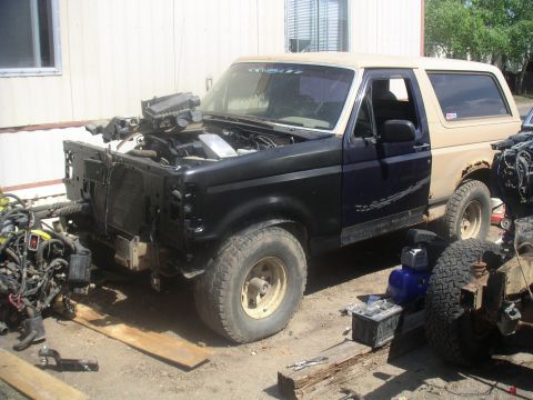 1990 Ford Bronco - getting there