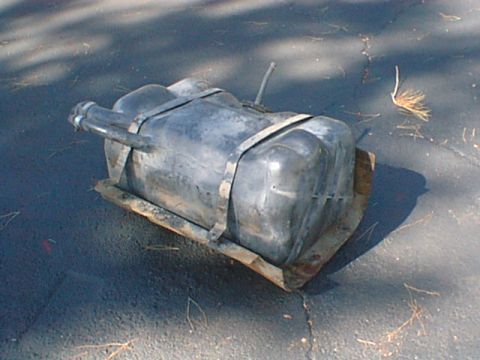 1976 Ford F-250 - Backside of Super Camper Special F350 rear gas tank