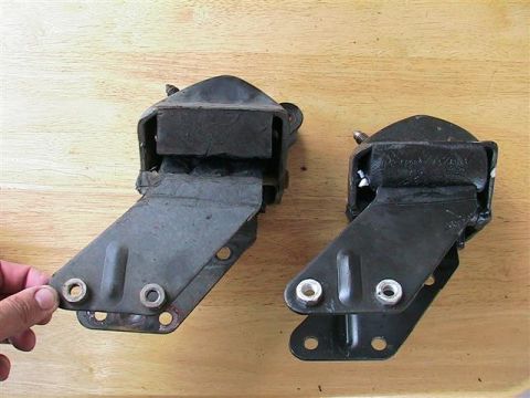 1995 Ford Taurus - bad mount - front