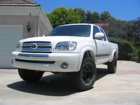 2004 Toyota Tundra photo