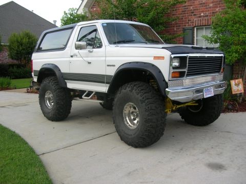 1986 Ford Bronco photo