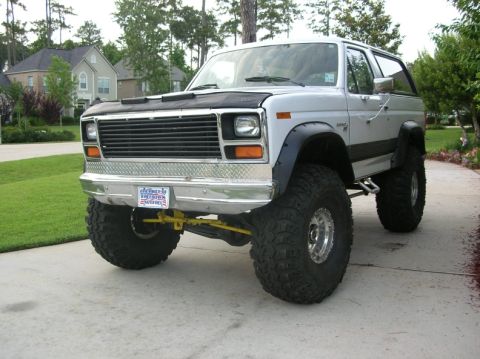 1986 Ford Bronco photo