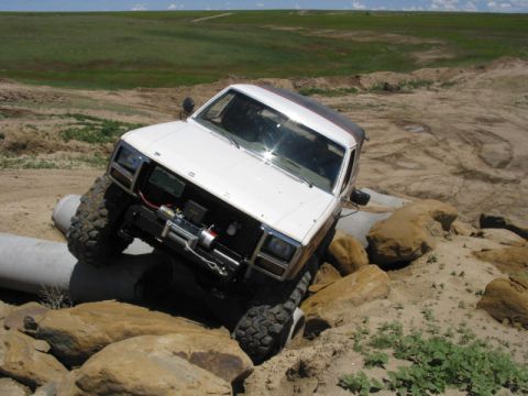 1981 Ford Bronco - First trip out with the one ton axles and doubled transfer case. The combo of low gears and big tires makes this thing super easy to drive.
