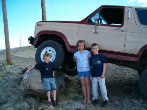 1985 Ford Bronco - poser 4