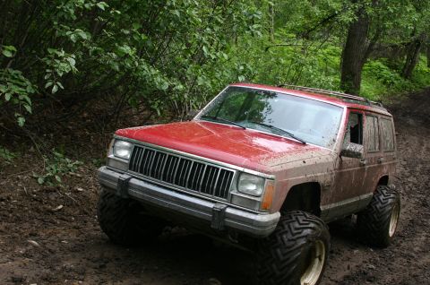 1987 Suzuki Samurai “deepmud”