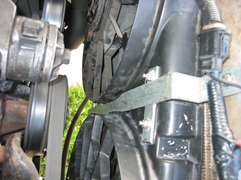 1989 Ford Bronco - A simple 1 inch wide piece of aluminum I bent to follow the countours of the fan shrouds. This is stuck into the bottom of the core support…