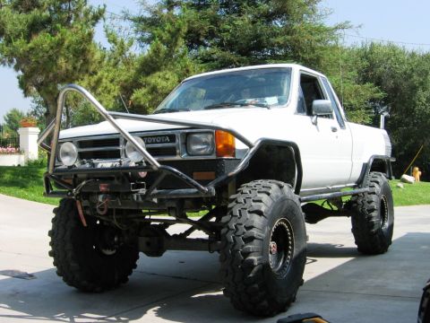 1985 Ford Bronco - Charlie's 85 Toyota pickup