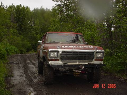 1978 Ford Bronco - Bronco on Red Mountain trail