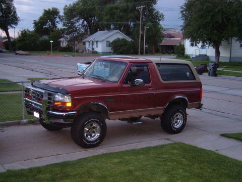 1994 Ford Bronco photo