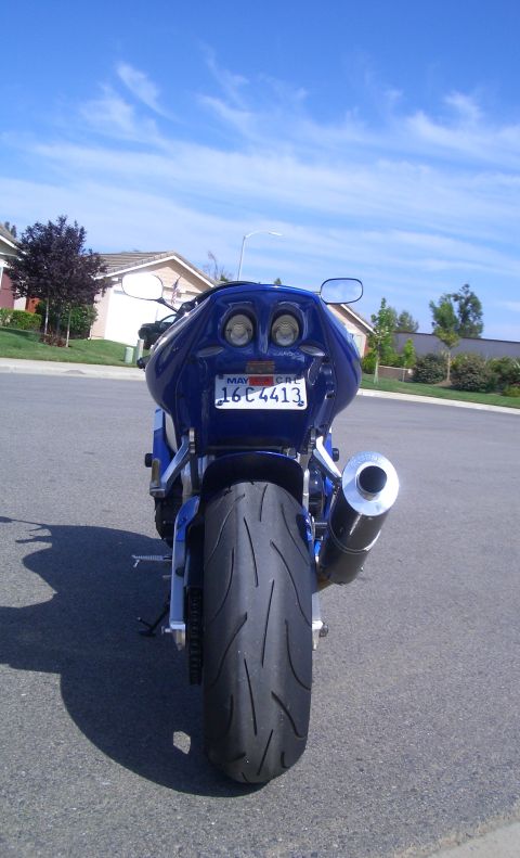 2001 Yamaha R1 photo