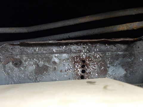 1986 Ford Bronco - The slot holes for the "tabs" carved out of the angle iron were made crudely, but effectively the old fashioned way by connecting the holes…