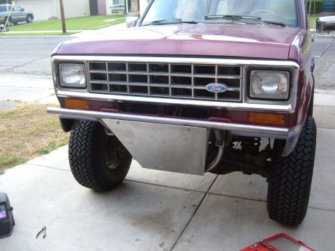 1985 Ford Bronco II - The front grille and headlight design suggest a 1983 model year Ford Bronco II.