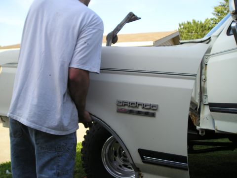 1990 Ford Bronco - progressing