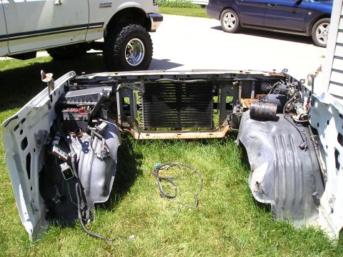 1990 Ford Bronco - remove everything from the fenders except the jack holder, remove the condenser, leave the tranny cooler-it's bigger on mine-save the wirin…