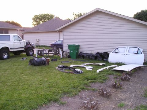 1990 Ford Bronco - after about 3 hours your yard should look like this, or garage I guess if you are lucky enough to find a place to rent with a 7-1/2'+ garag…