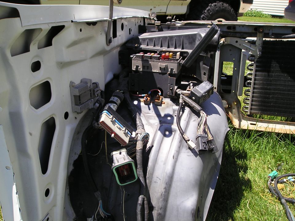 The newer harness won't fit the 90