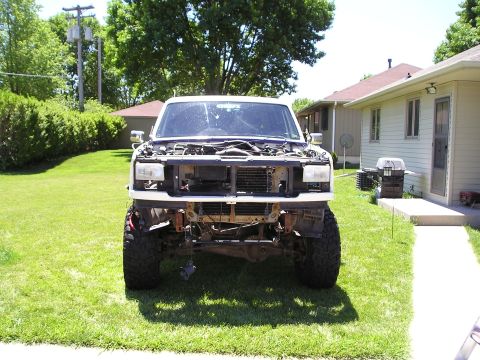 1990 Ford Bronco - front clip on