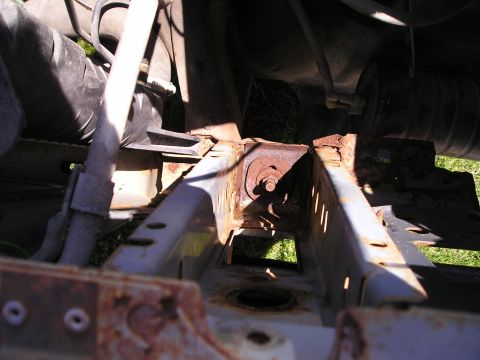 1990 Ford Bronco - pesky little frame bolts