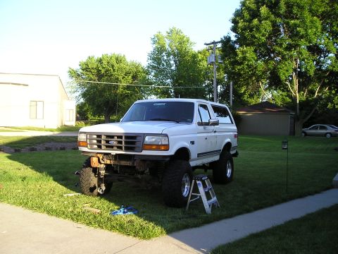 1990 Ford Bronco - hooded