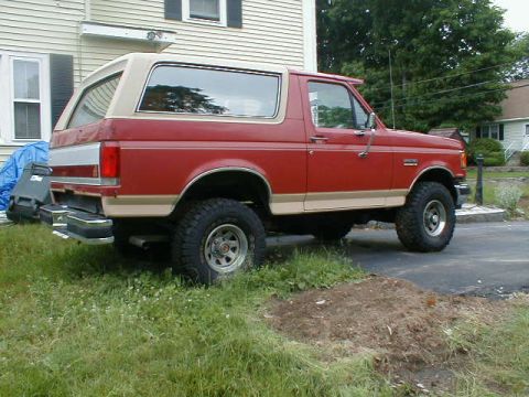 1991 Ford Bronco photo