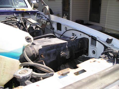 1990 Ford Bronco - air box going in