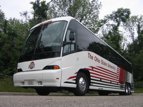 1995 Ford Bronco - 45 feet of bus powered by a ZF 10 speed automatic-manual hooked to a Cat C13, oh ya.