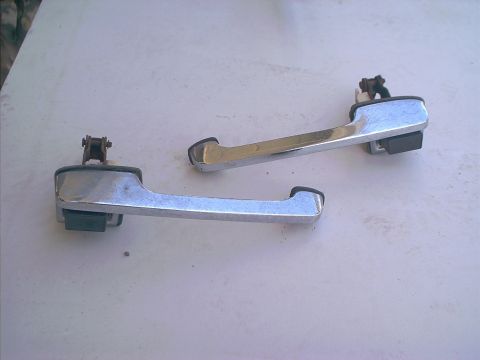 1990 Ford Bronco - one set of Ford F-series/Bronco 80-96 door handles. these are off of a 85. $20 shipped to your door...USA only