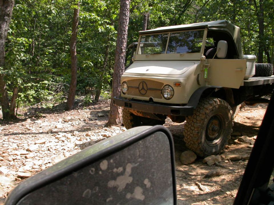 Here's a rig you don't see every day.